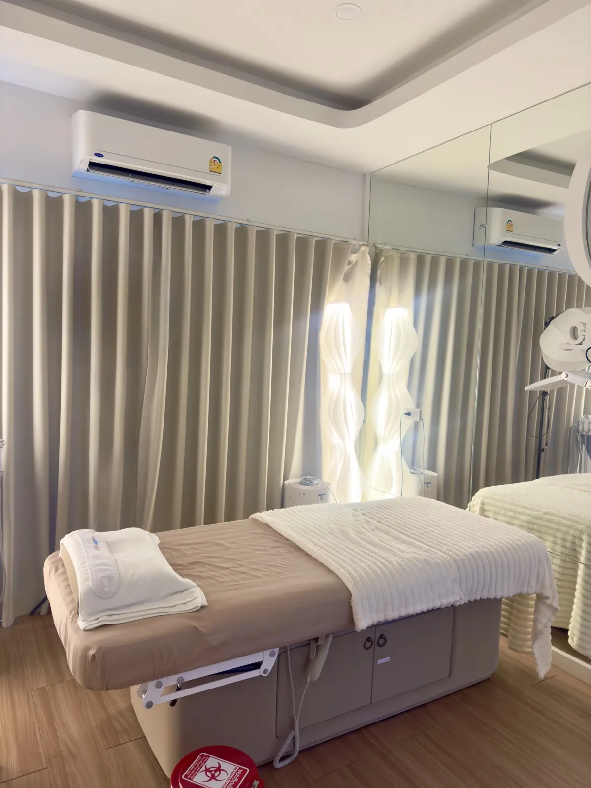 ห้องทรีตเมนต์ Onnyx Clinic