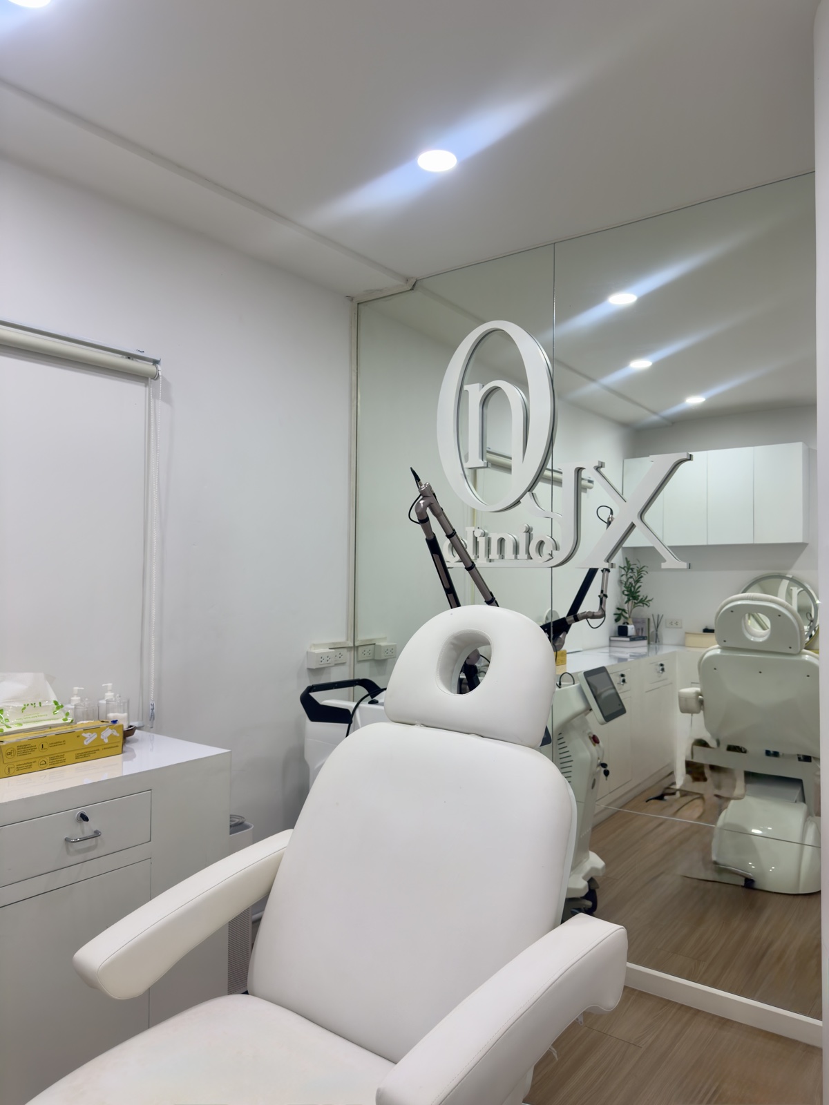 ห้องหัตถการ Onnyx Clinic